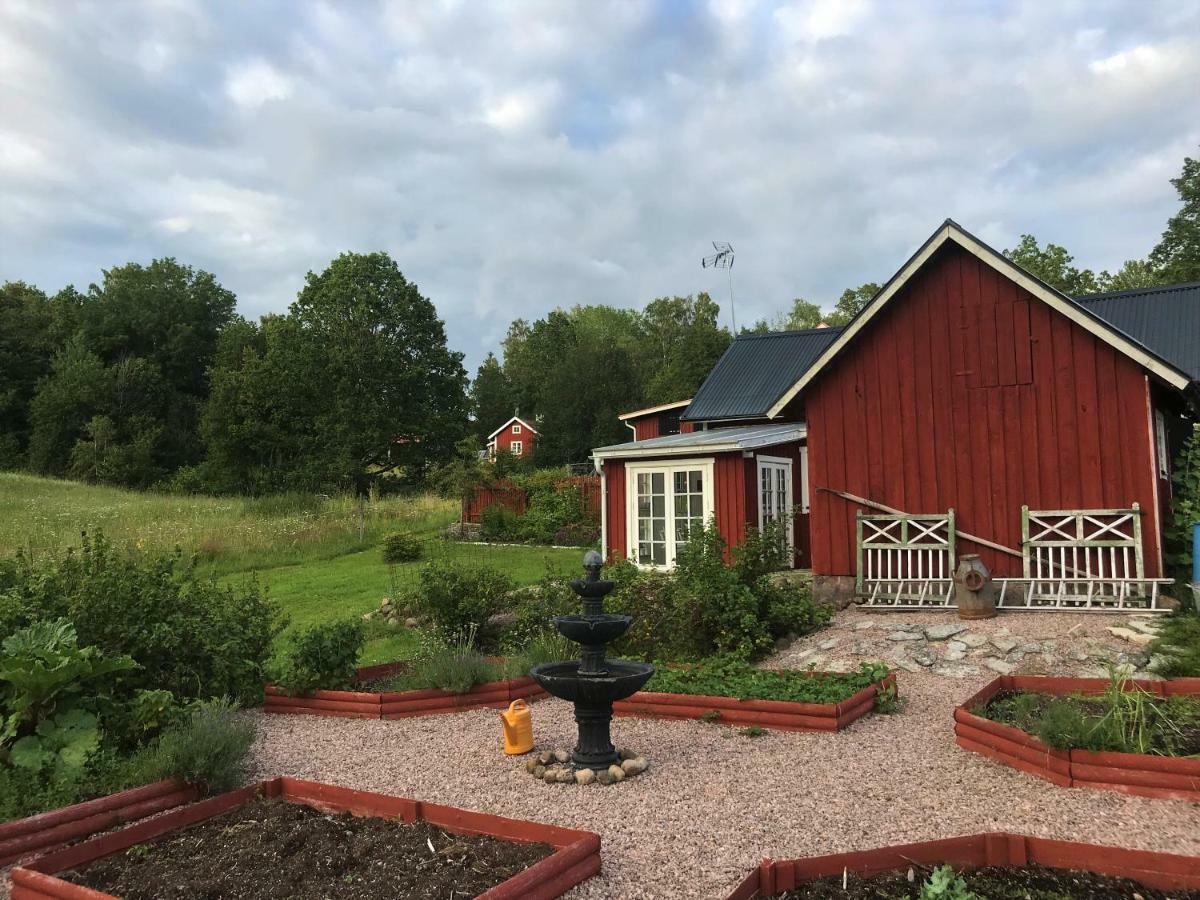 Bed and Breakfast Sjoebacken Gard Lerdala Exterior foto