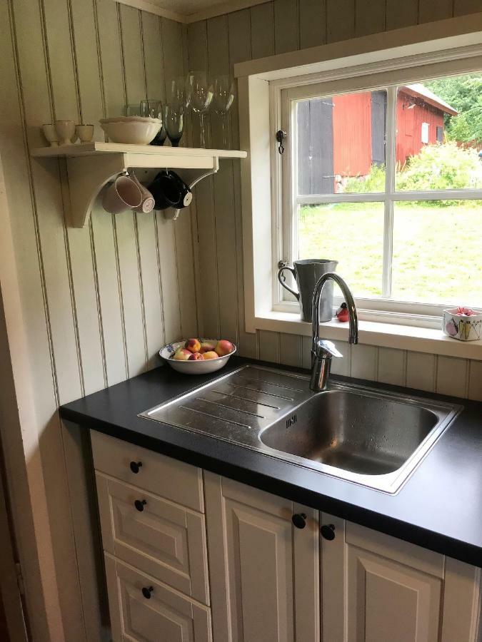 Bed and Breakfast Sjoebacken Gard Lerdala Exterior foto